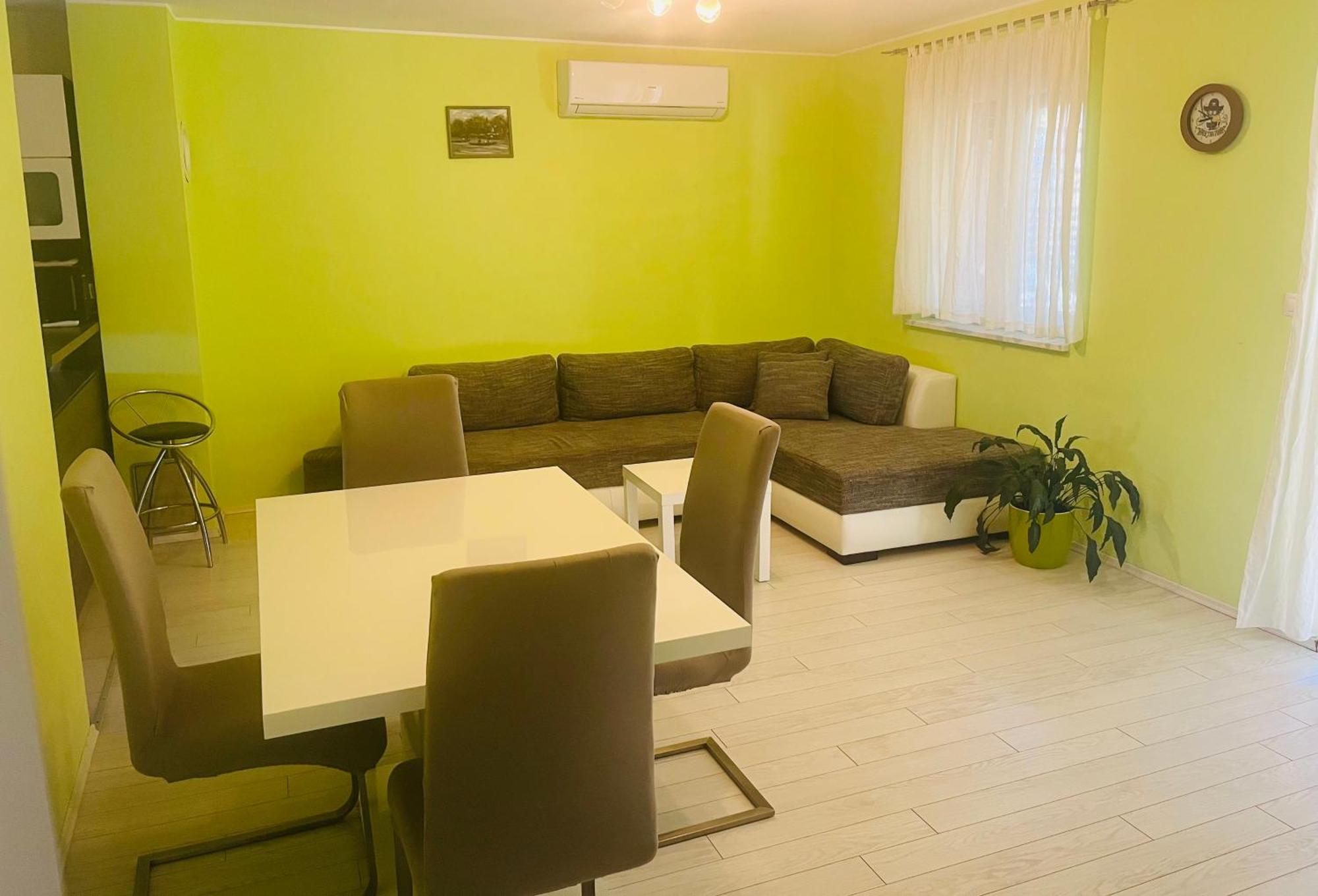 Marta Apartma *